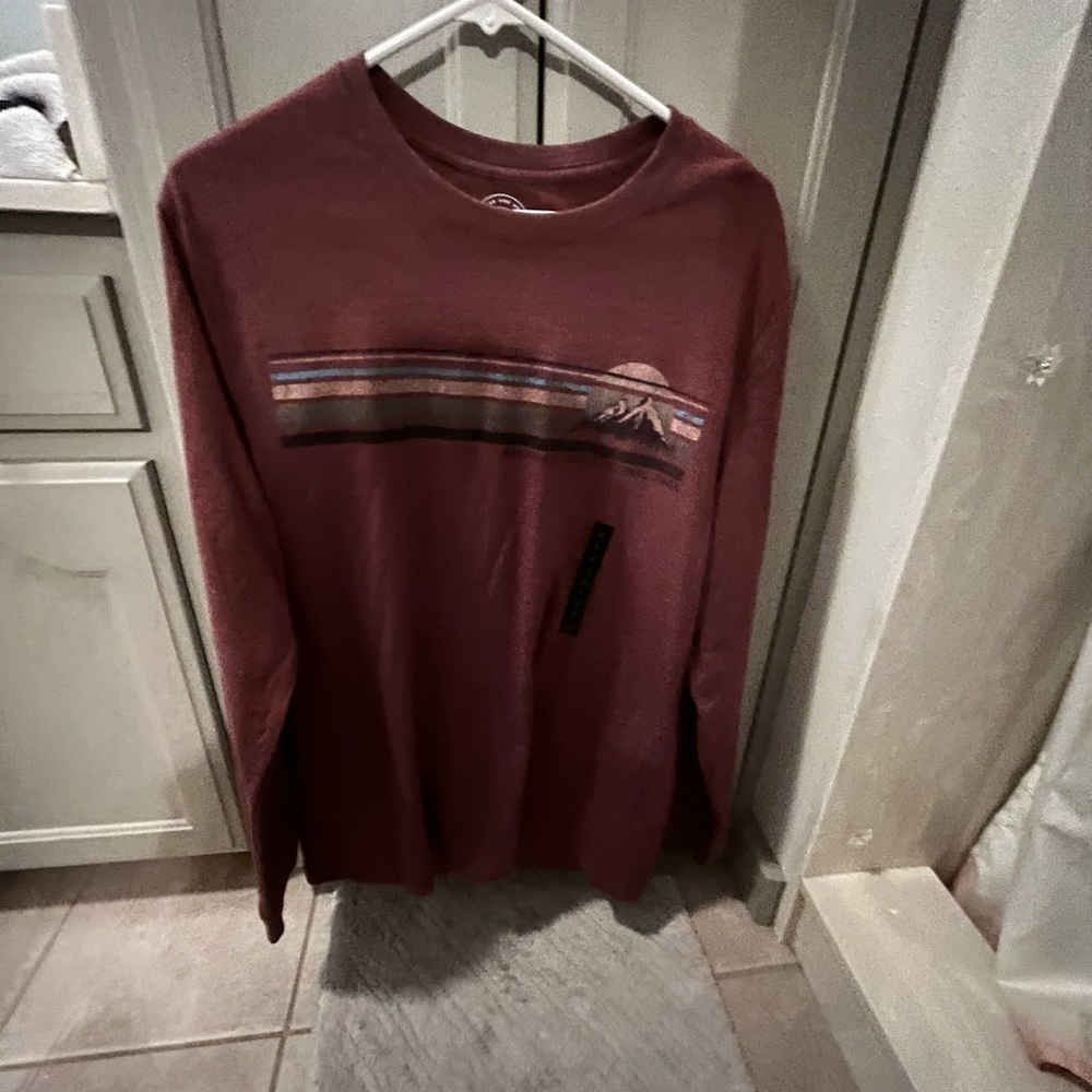 Brothers and Son's Men's Maroon Graphic Long Sleeve Shirt Size M